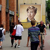Photo effect - Walking down the street