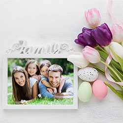 Photo effect - Easter family frame with tulips and eggs
