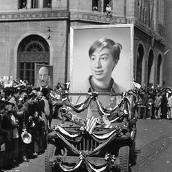 Photo effect - Old photo of the politician