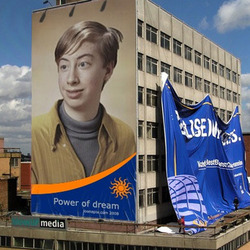 Photo effect - Huge poster on the building